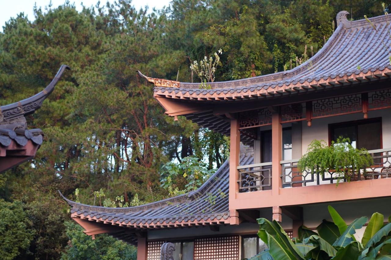 Guilin Yi Characteristic Hotel Coltd Exterior foto