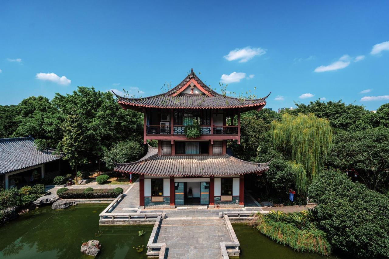 Guilin Yi Characteristic Hotel Coltd Exterior foto