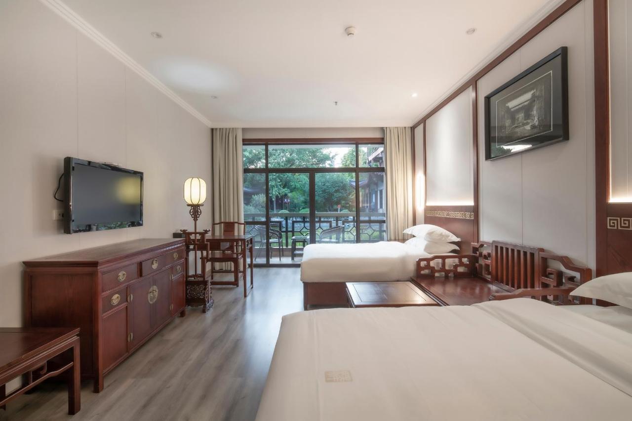 Guilin Yi Characteristic Hotel Coltd Exterior foto