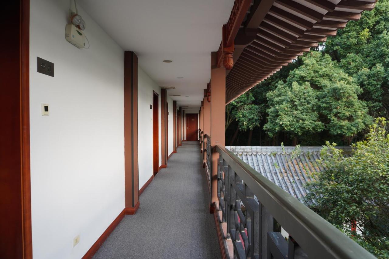 Guilin Yi Characteristic Hotel Coltd Exterior foto