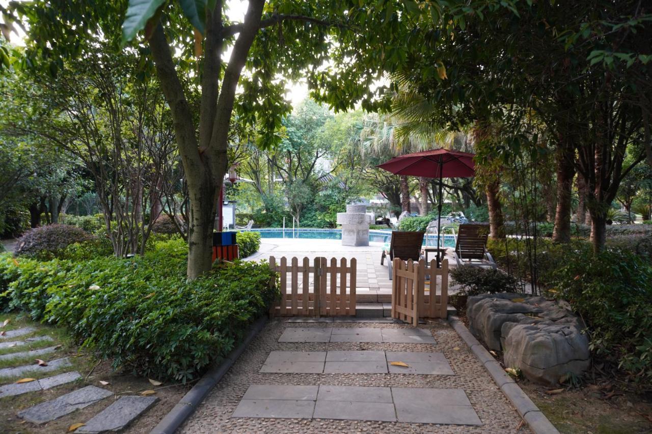 Guilin Yi Characteristic Hotel Coltd Exterior foto