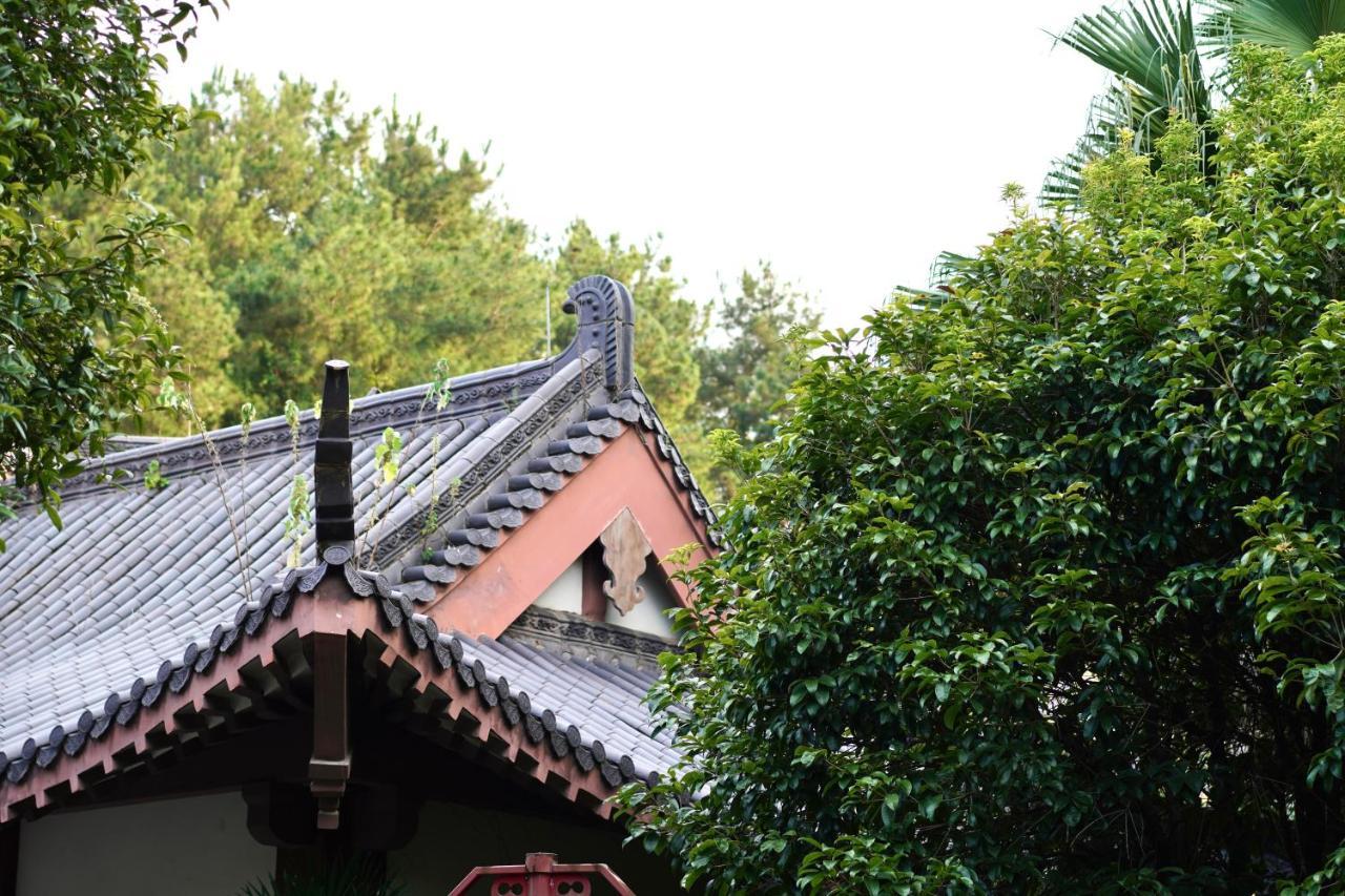 Guilin Yi Characteristic Hotel Coltd Exterior foto