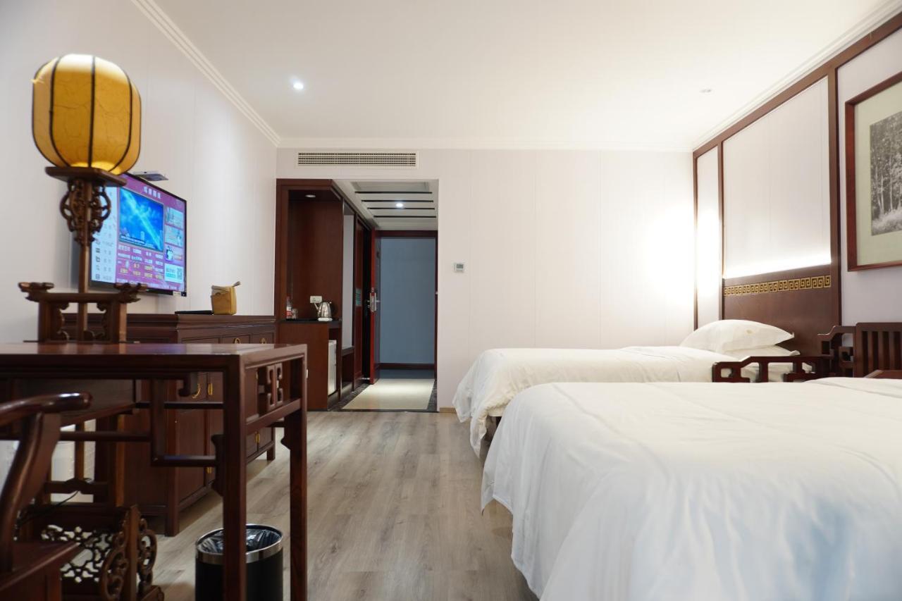 Guilin Yi Characteristic Hotel Coltd Exterior foto