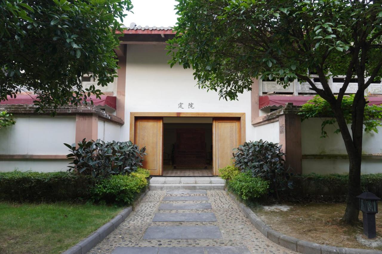 Guilin Yi Characteristic Hotel Coltd Exterior foto