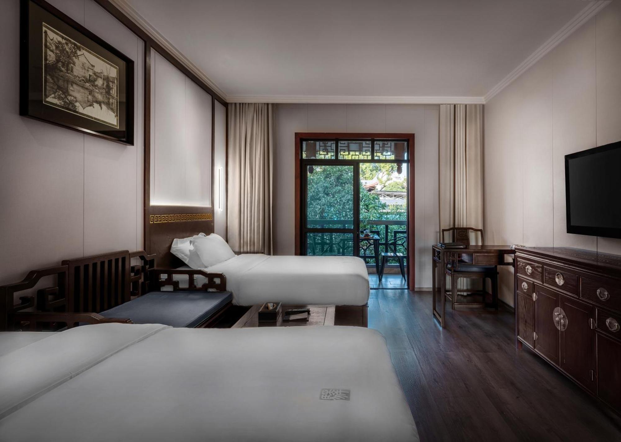Guilin Yi Characteristic Hotel Coltd Exterior foto